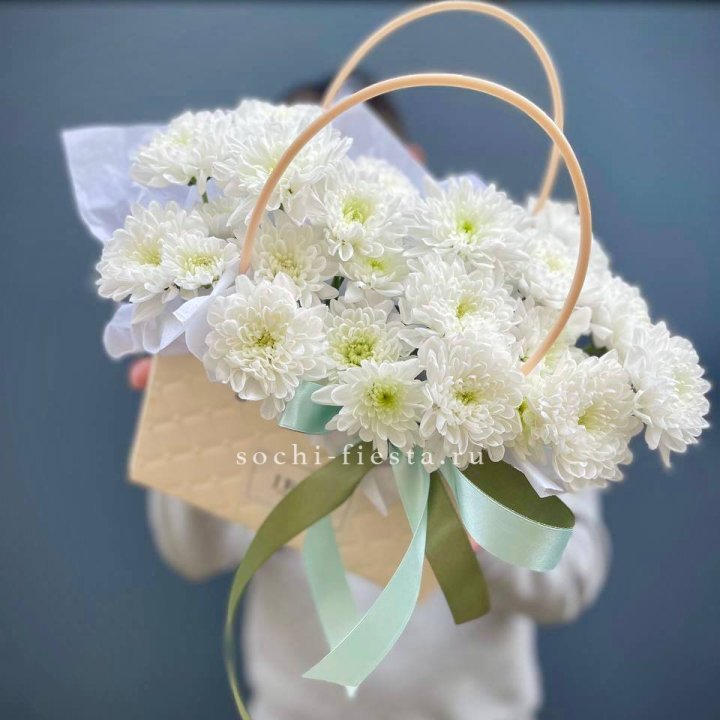 Сумочка с хризантемами в Кирове