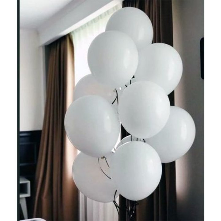 Фонтан шаров "Облако" в Кирове