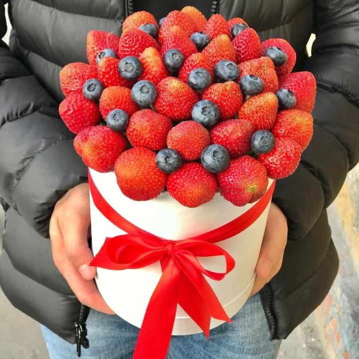 Клубничный бокс №3 в Кирове