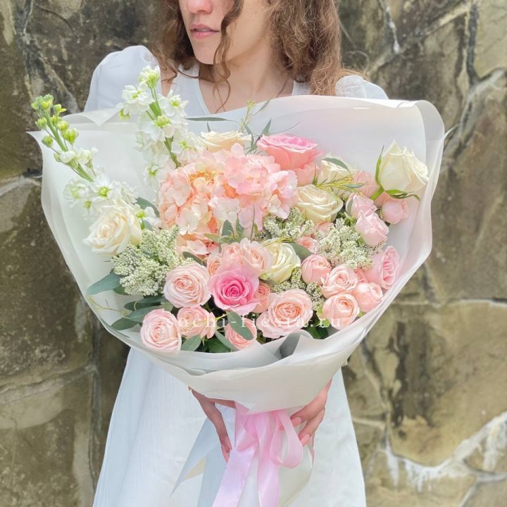 Дизайнерский букет №26 в Кирове