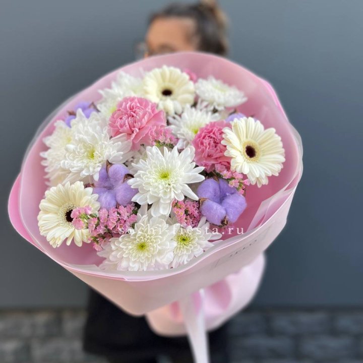 Букет цветов "Пинк спринг" в Кирове