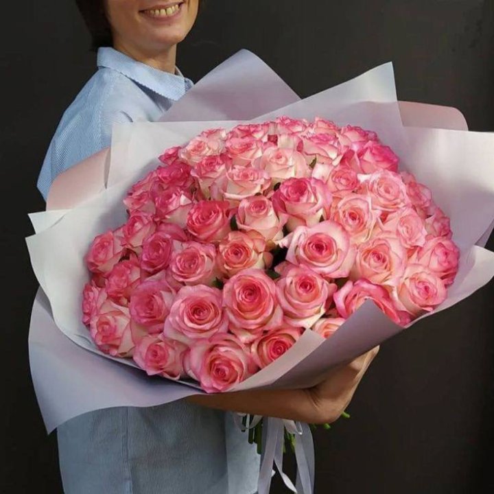 101 роза Джумилия в оформлении  в Кирове