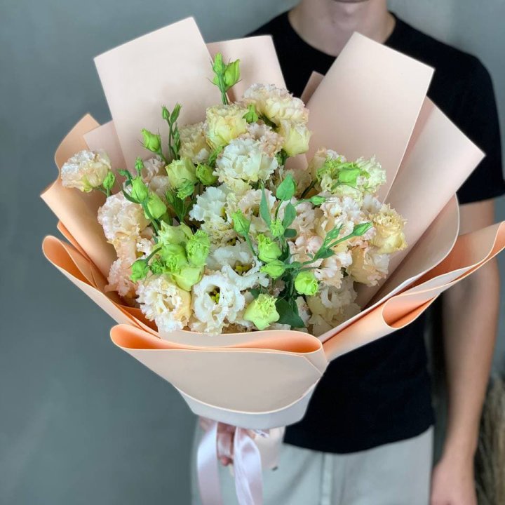 Букет эустом "Крем" в Кирове