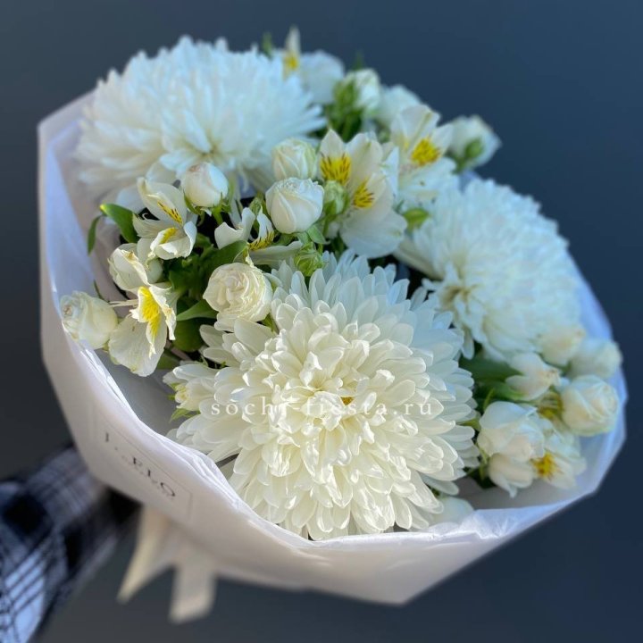 Букет из хризантем "Миранда" в Кирове