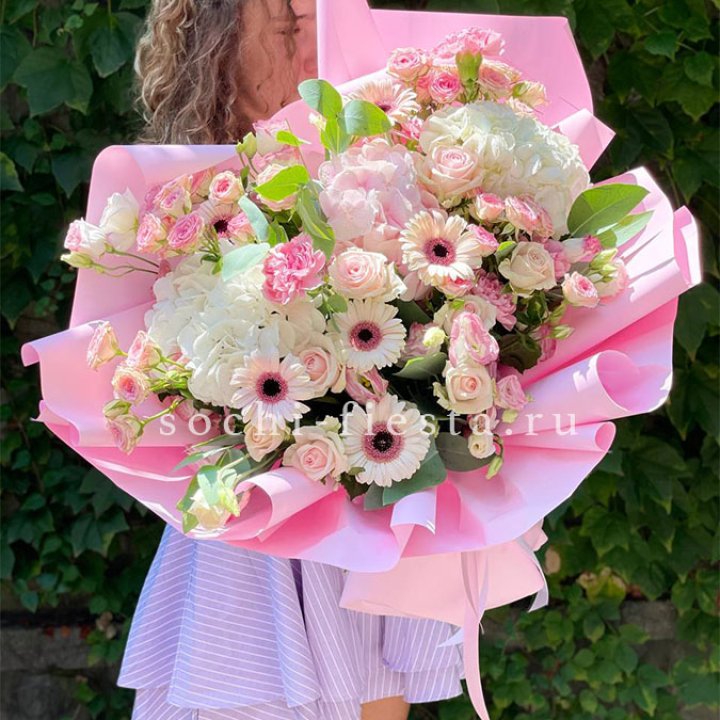 Сборный букет №3 в Кирове