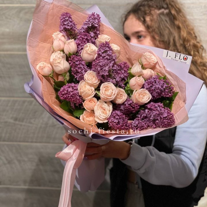 Букет "Лиловая весна" в Кирове