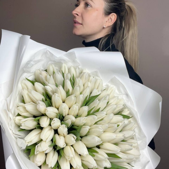 101 белый тюльпан №2 в Кирове