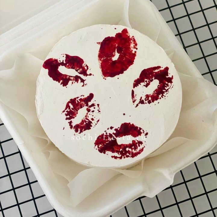 Бенто-торт "Поцелуй" в Кирове