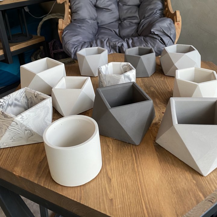 Дизайнерское кашпо в Кирове