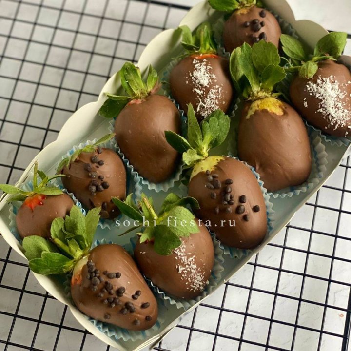 Клубника в шоколаде 10 ягод в Кирове