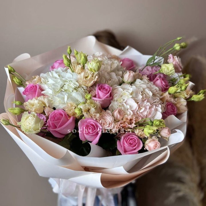 Дизайнерский букет "Каролина" в Кирове