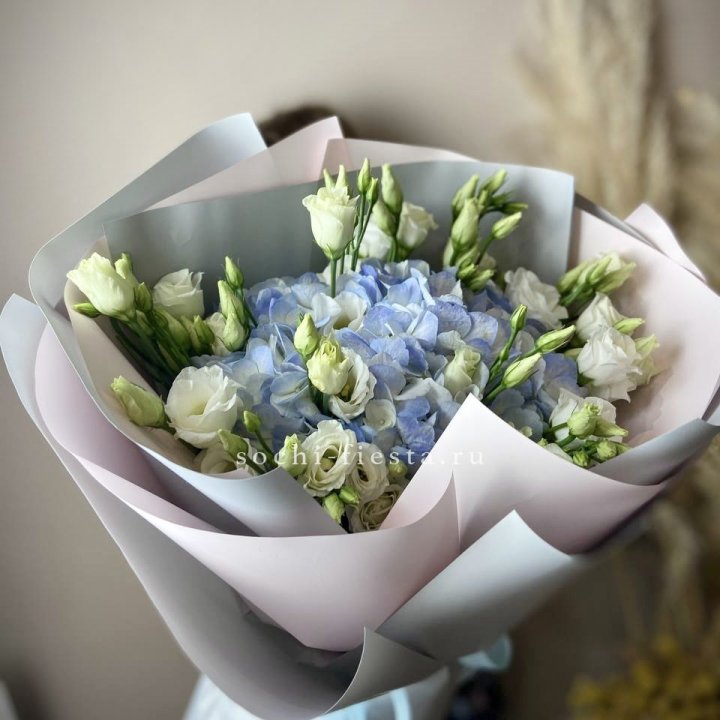 Букет с гортензией "Адель" в Кирове