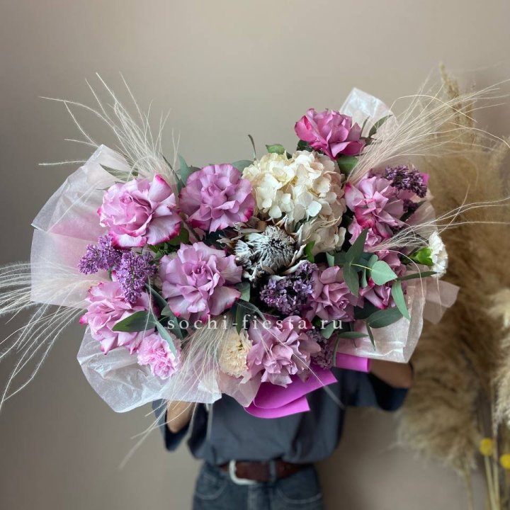 Дизайнерский букет №14 в Кирове