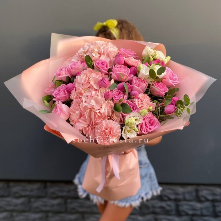 Авторский букет "Восторг" в Кирове