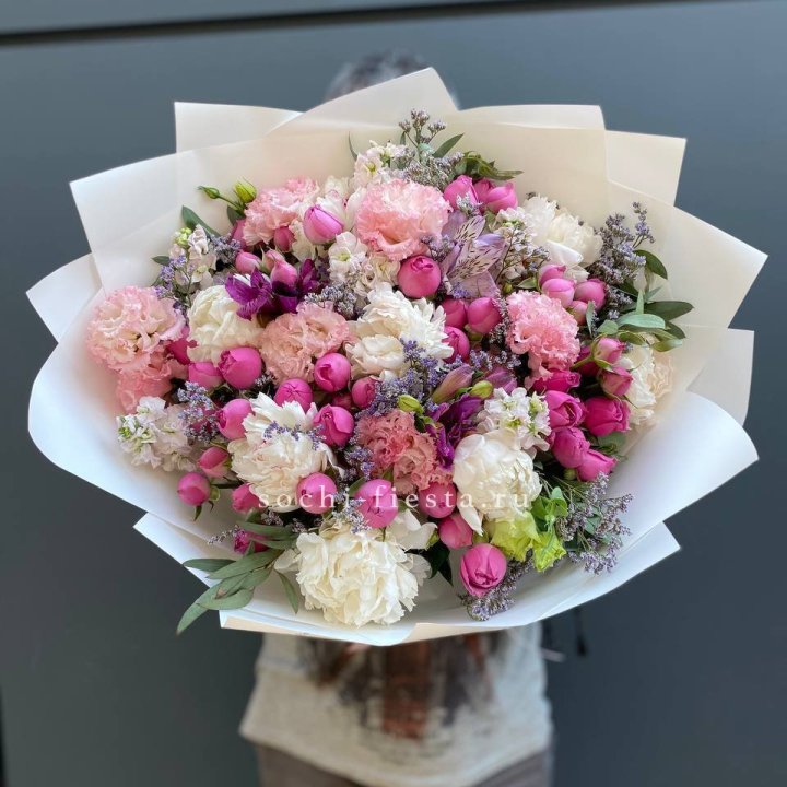 Дизайнерский букет №10 в Кирове