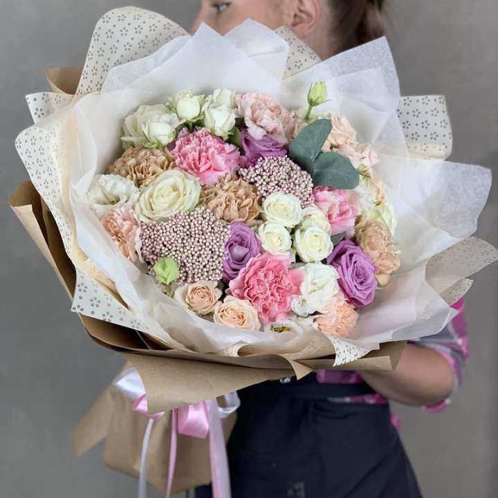 Дизайнерский букет №14 в Кирове