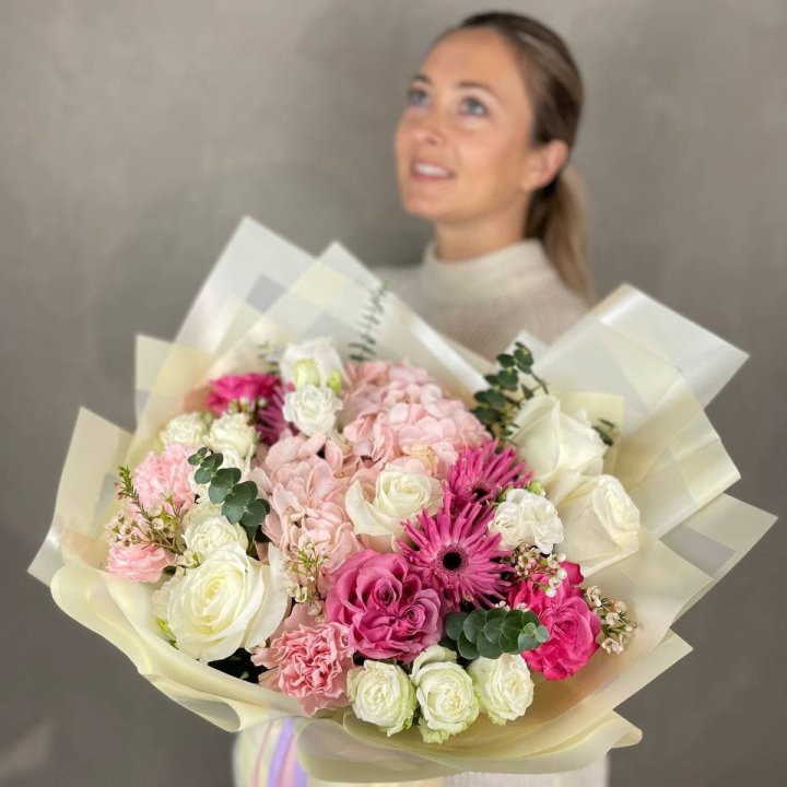 Дизайнерский букет "Мелоди" в Кирове