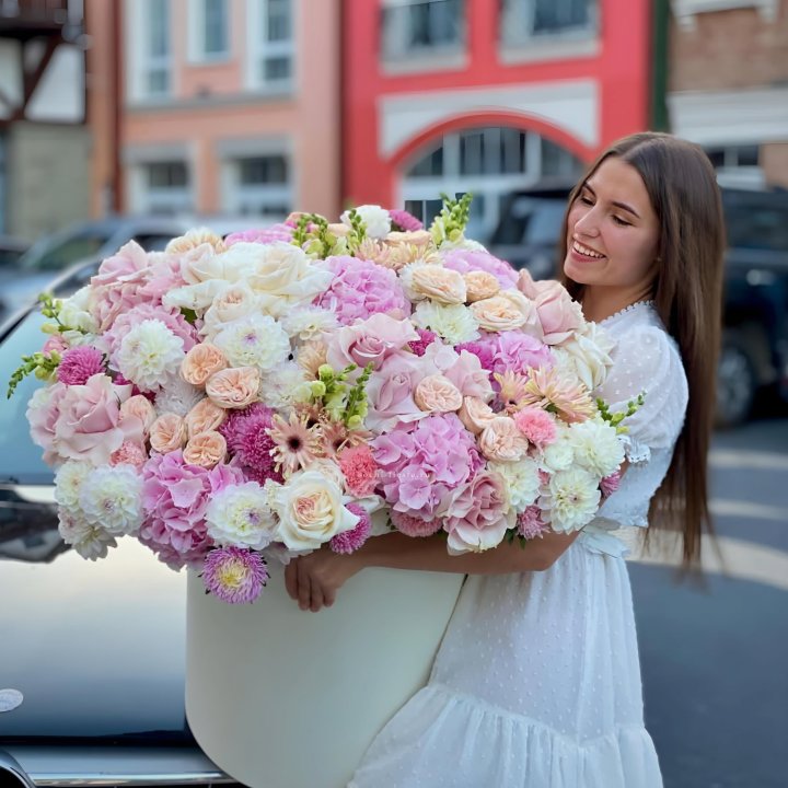 Дизайнерский цилиндр "Мелиса" в Кирове