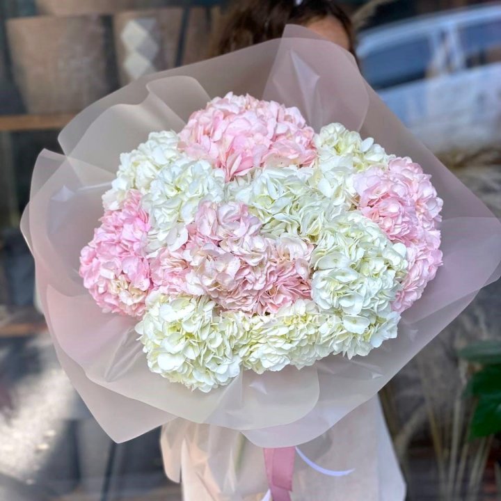 Букет гортензий № 3 в Кирове