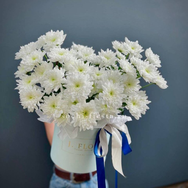 Коробка с хризантемами №3 в Кирове