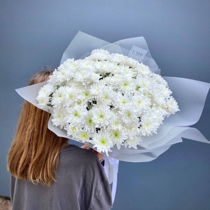 Букет хризантем "Белая снежинка" в Кирове