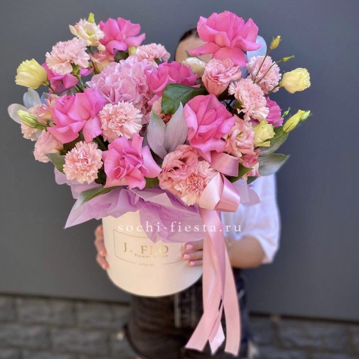 Цветочный бокс "Сальма" в Кирове