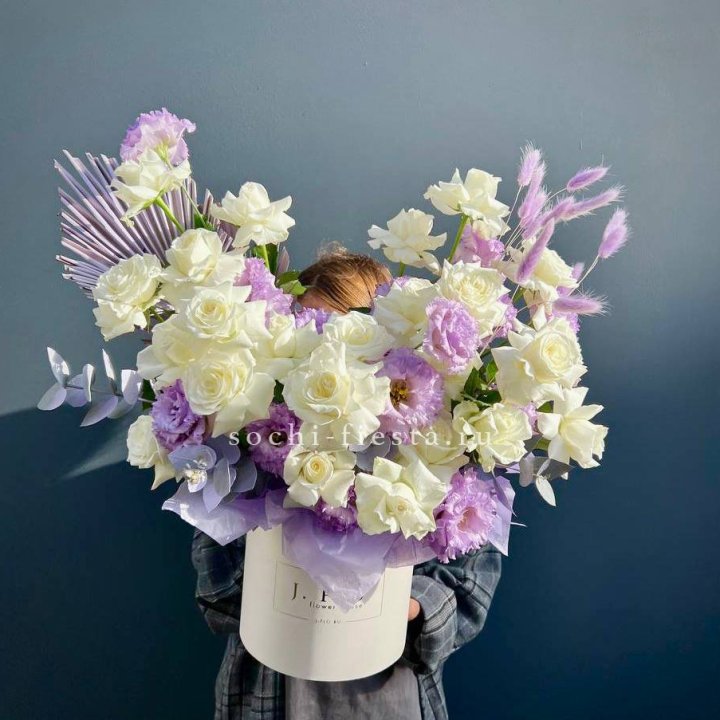 Цветочный бокс "Изабель" в Кирове