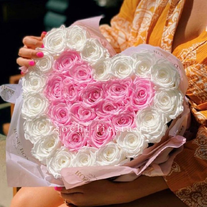 Бокс сердце с розами №2 в Кирове