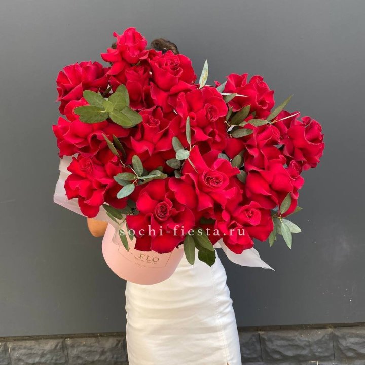 Бокс из 17 французских роз в Кирове