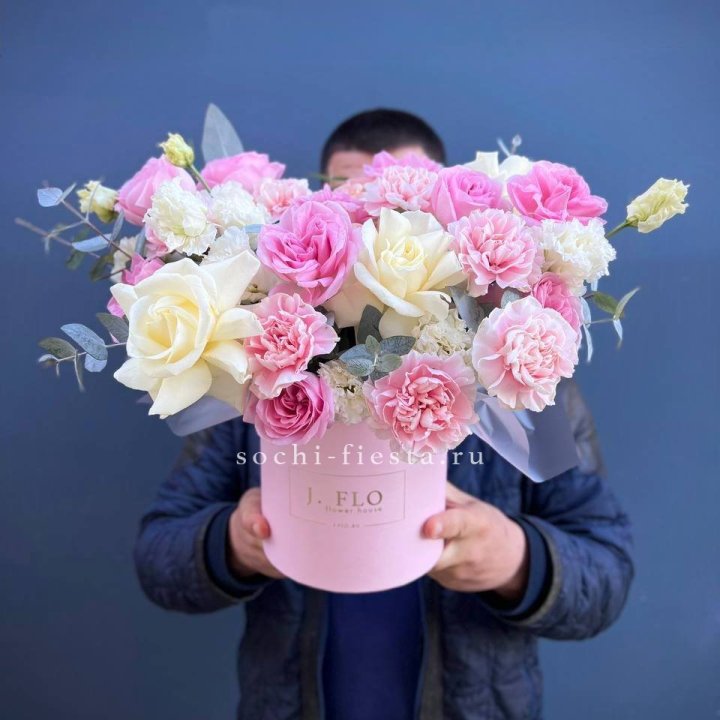 Цветочный бокс "Памела" в Кирове