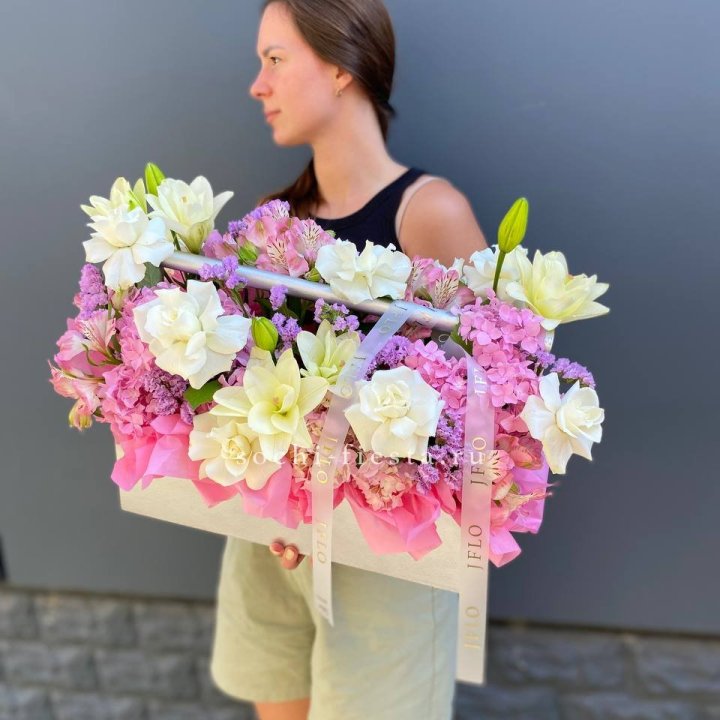 Большой бокс розовый в Кирове