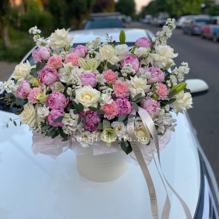 Дизайнерский цилиндр "Вау-3" в Кирове