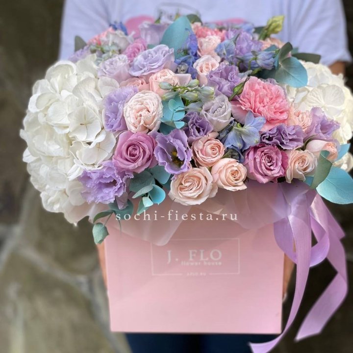 Цветочный бокс макси каб в Кирове