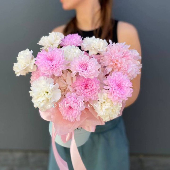 Коробка с цветами "Фиона" в Кирове