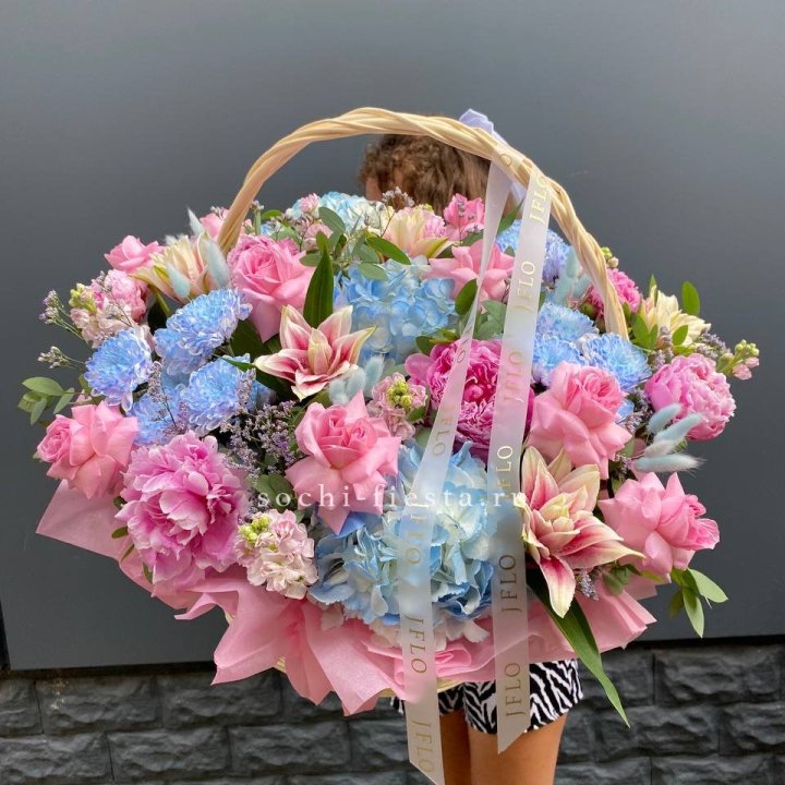 Яркая корзина "Летнее настроение" в Кирове