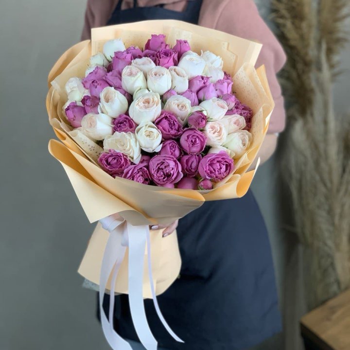 Букет кустовых роз Джулиана в Кирове