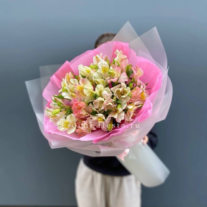 букет альстромерий "Черри" в Кирове