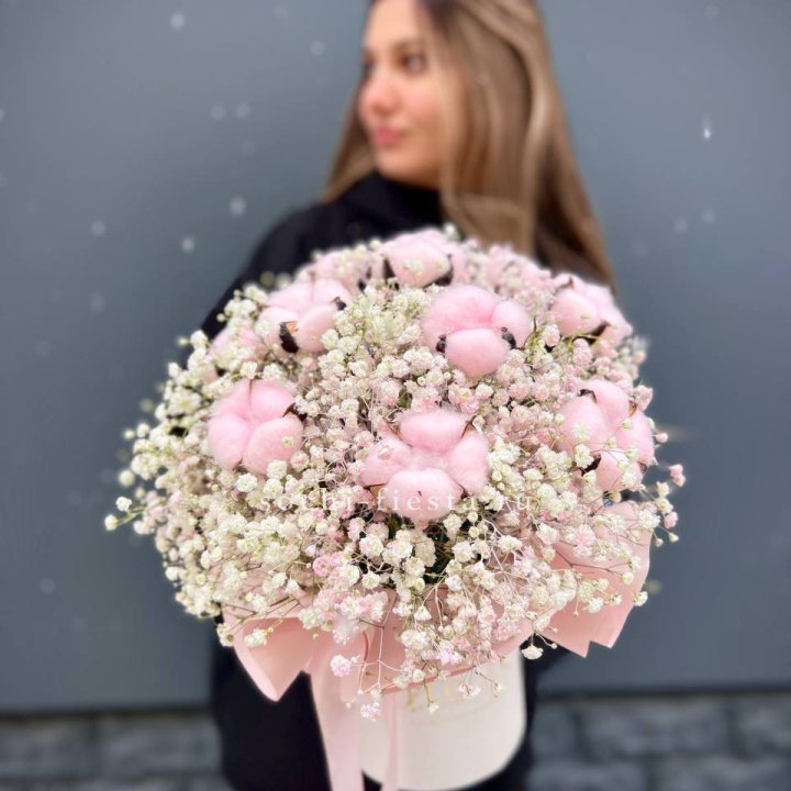 Гипсофилы с хлопком в шляпной коробке в Кирове