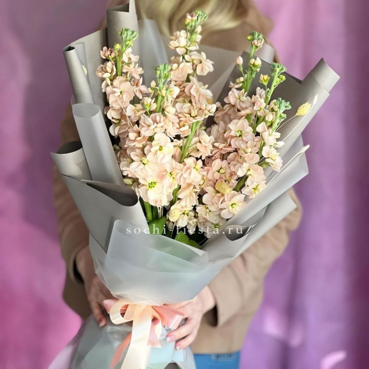 Букет ароматной маттиоллы №2 в Кирове