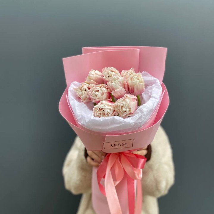 9 нежных тюльпанов в Кирове