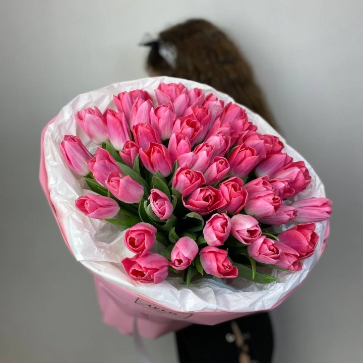 51 розовый тюльпан "Рози" в Кирове