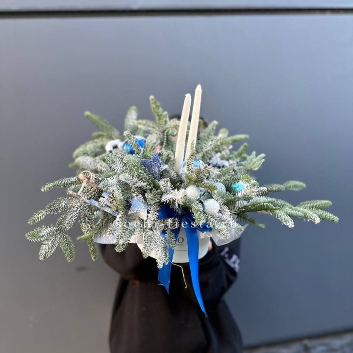 Новогодняя композиция в коробке  в Кирове