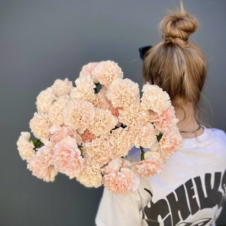 Охапка диантусов  в Кирове