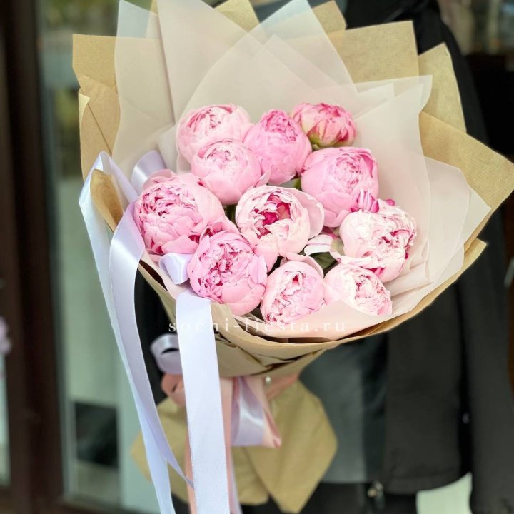 11 пионов в оформлении в Кирове