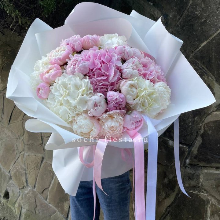 Букет "Пионы и Гортензии" в Кирове