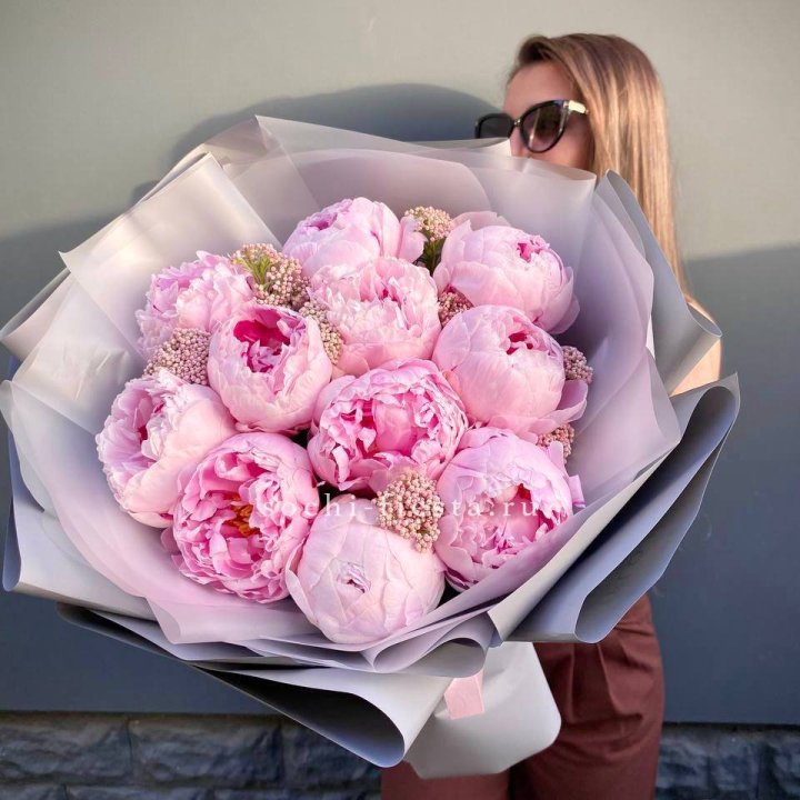 Букет с пионами "Стайл" в Кирове