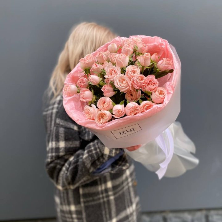 11 роз бомбастик в Кирове