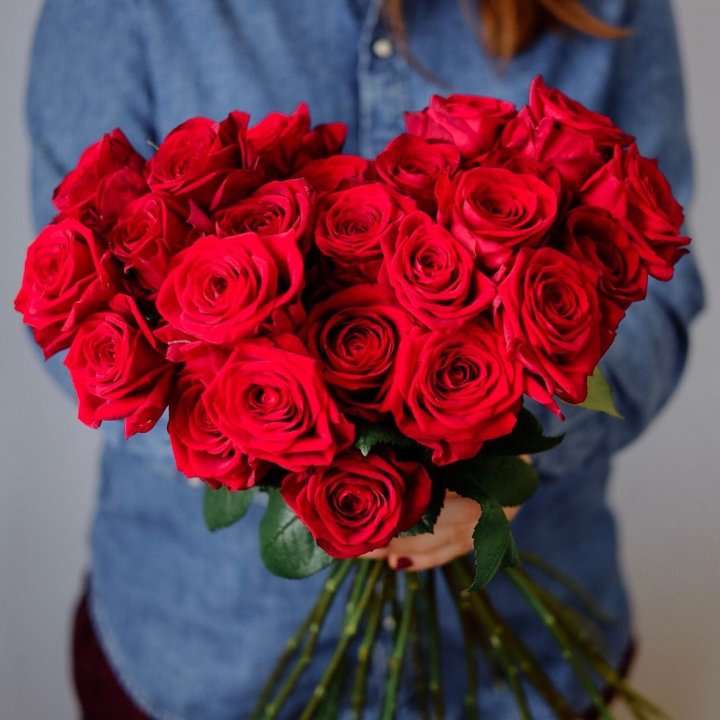 25 красных роз в Кирове