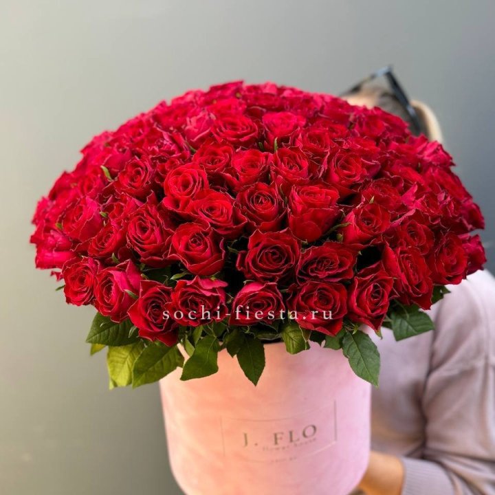 101 кенийская роза в цилиндре в Кирове