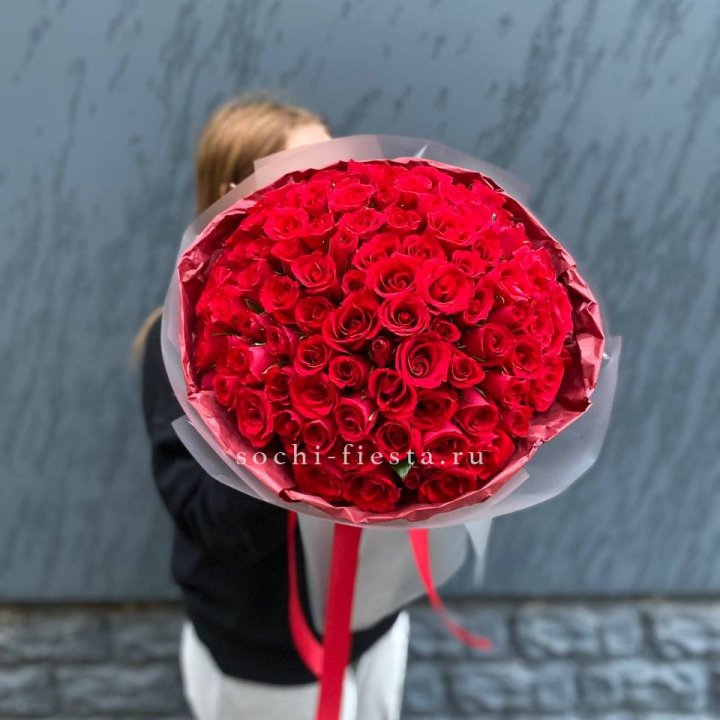 101  красная кенийская роза  в Кирове